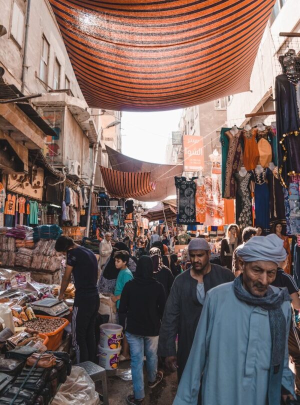 people between vendors